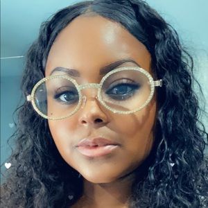 Meet your Posher, Candice